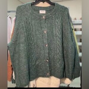 Old Navy green Cable Knit button front cardigan Sweater